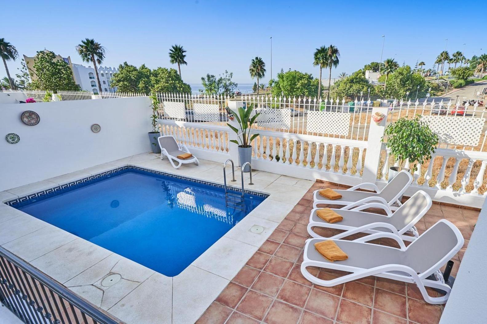 Vakantiehuis Pura - Private Jacuzzi & Heated Pool Nerja