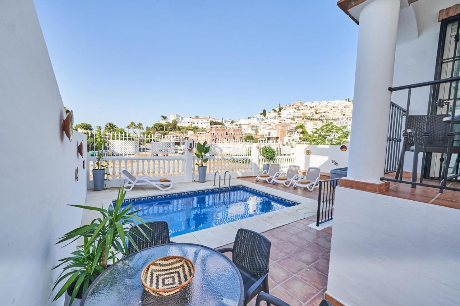 Pura - Private Jacuzzi & Heated Pool Vakantiehuis Nerja