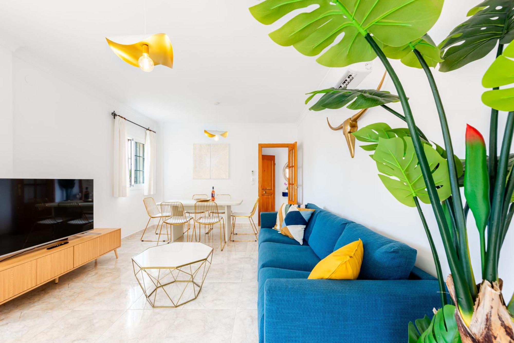 Oliva - Luxury Redesign & Private Pool *