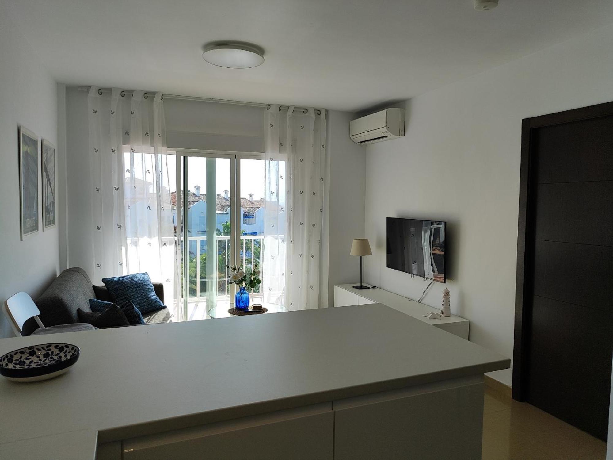Edf. Delfín 2º2 * Nerja