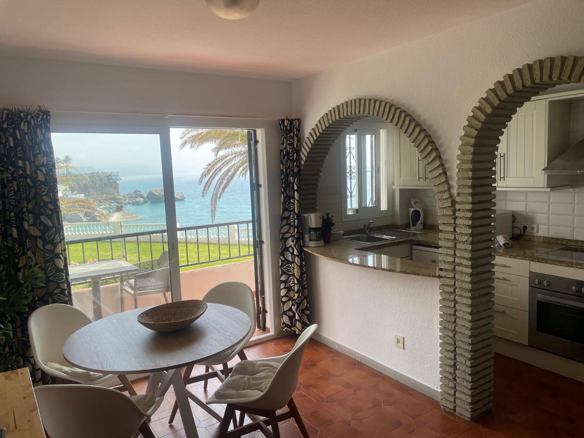 Apartment Palmeras 8 Menyber
