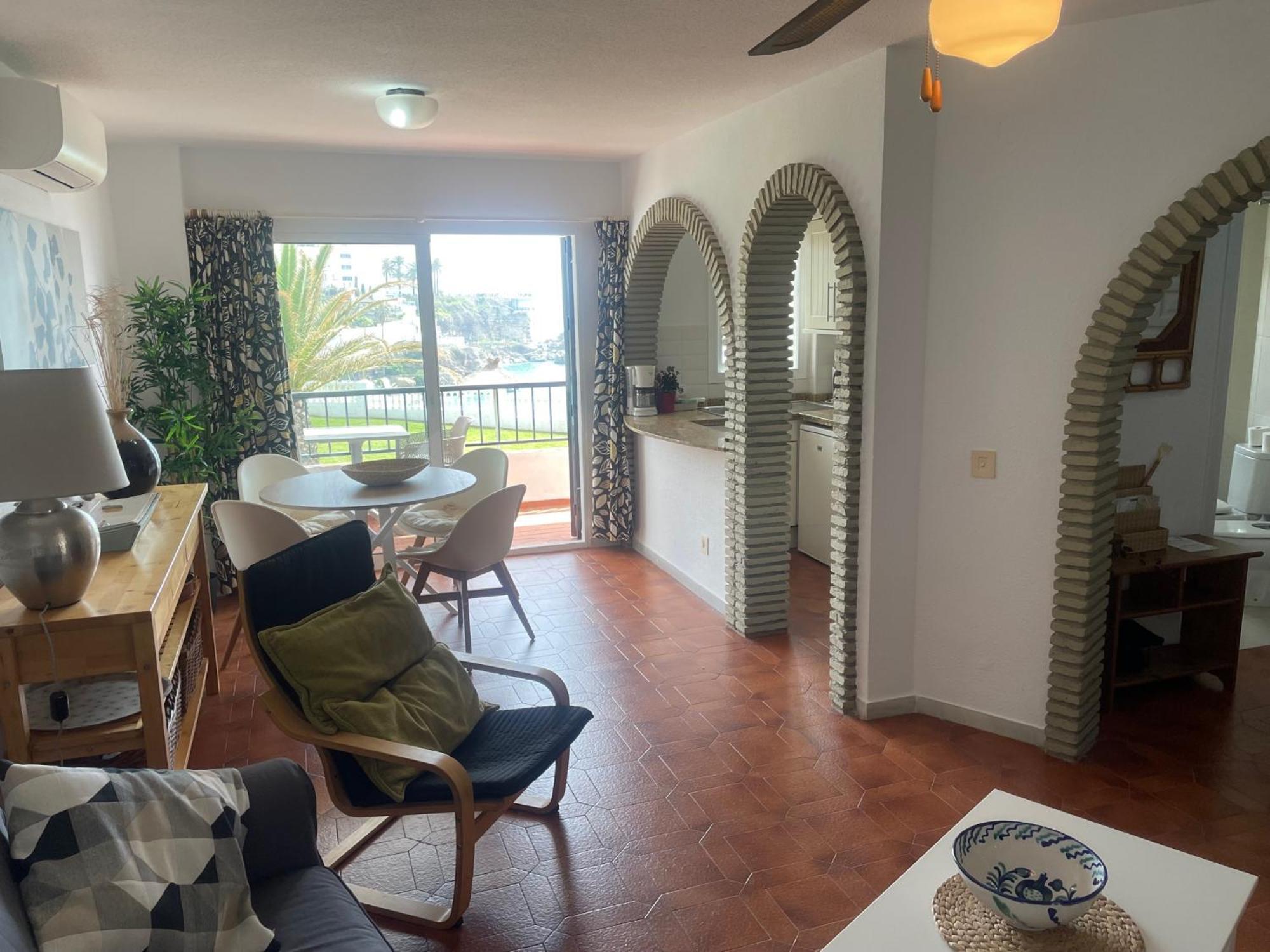 Palmeras 8 Menyber Apartment