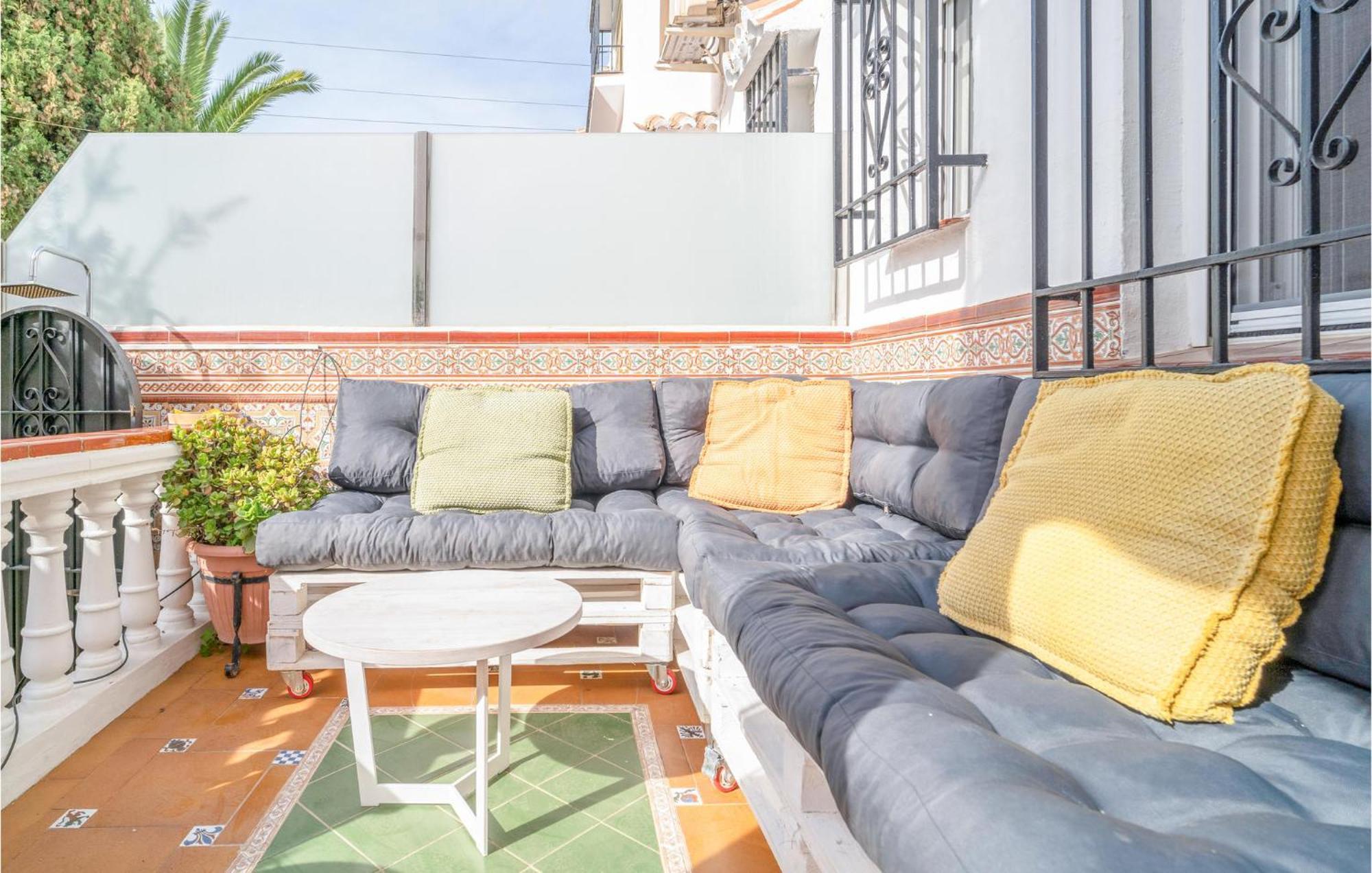 Сasa de vacaciones Beautiful In With Kitchenette *