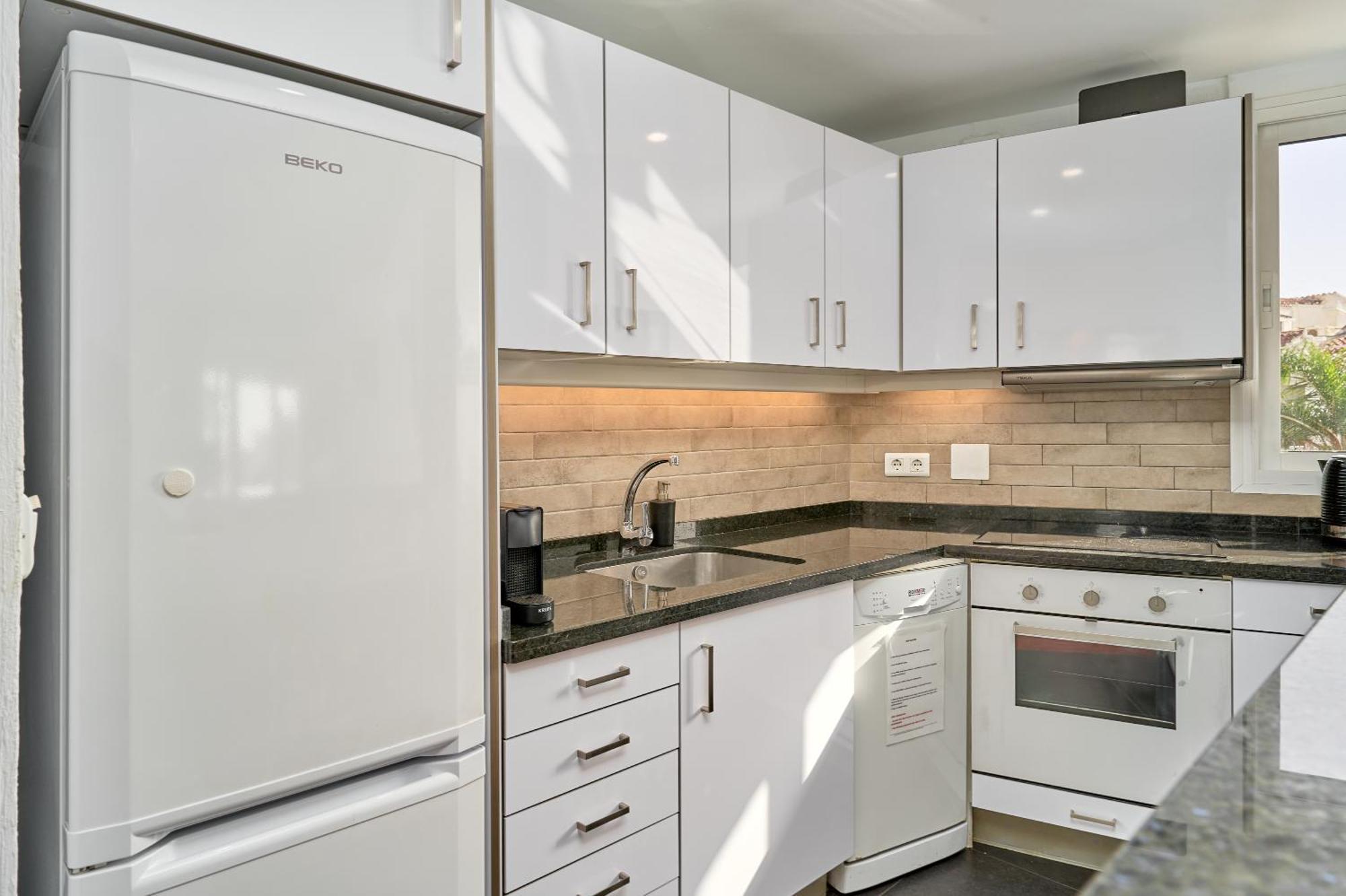 2 Bedrooms 2 Bath Appartement