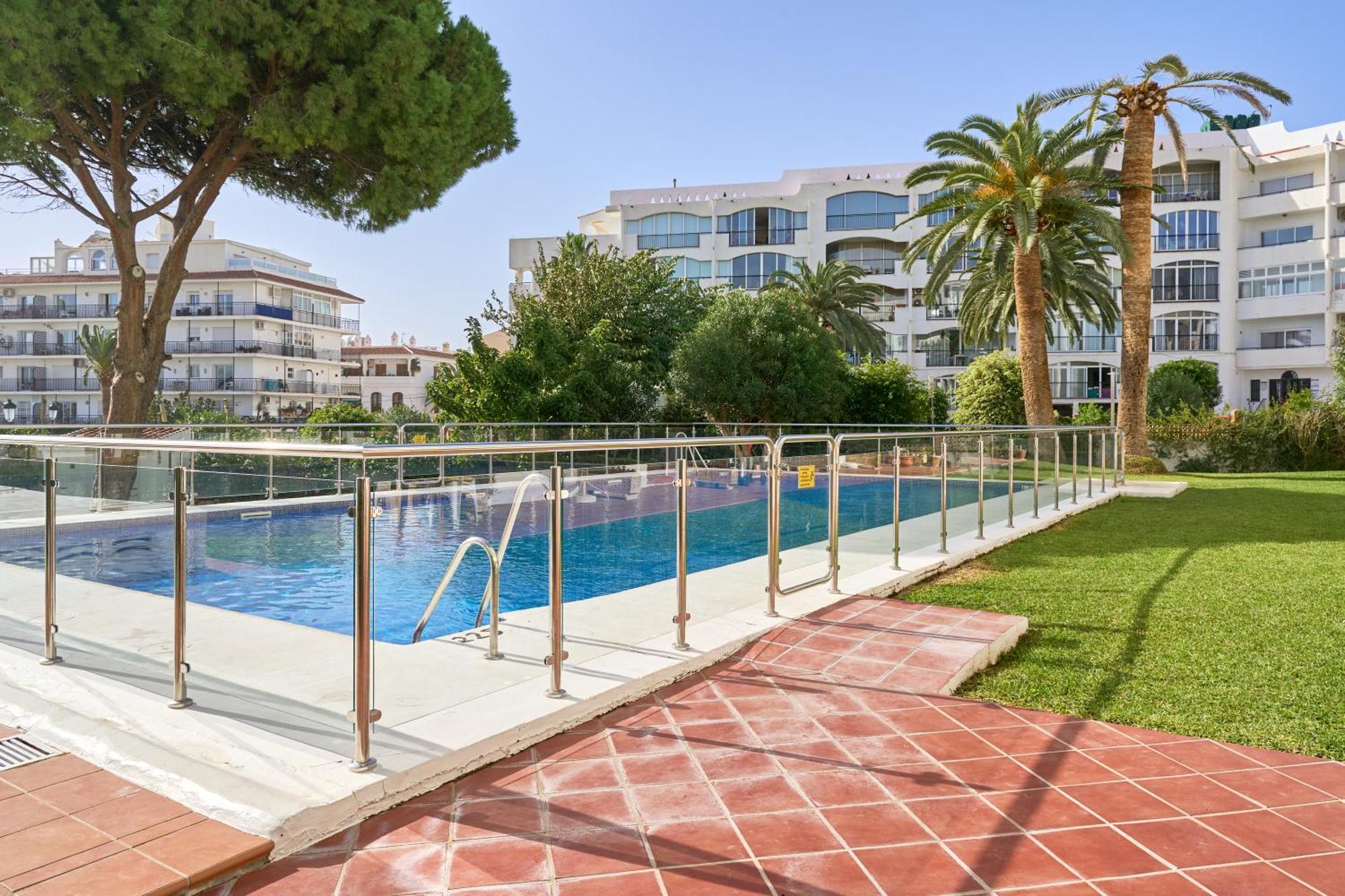 2 Bedrooms 2 Bath Appartement Nerja