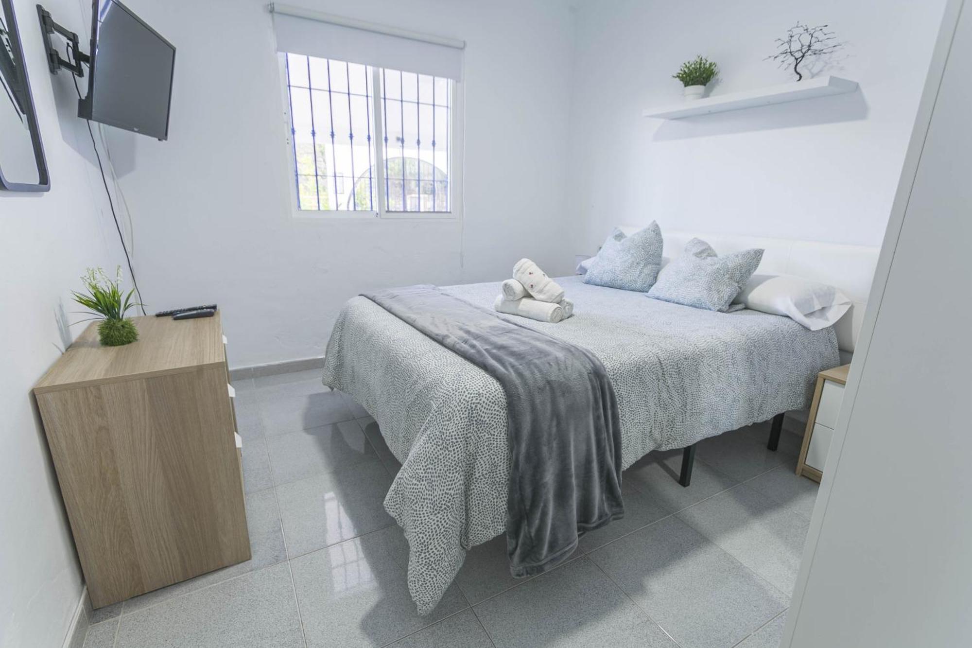 Marimel Con Piscina Privada