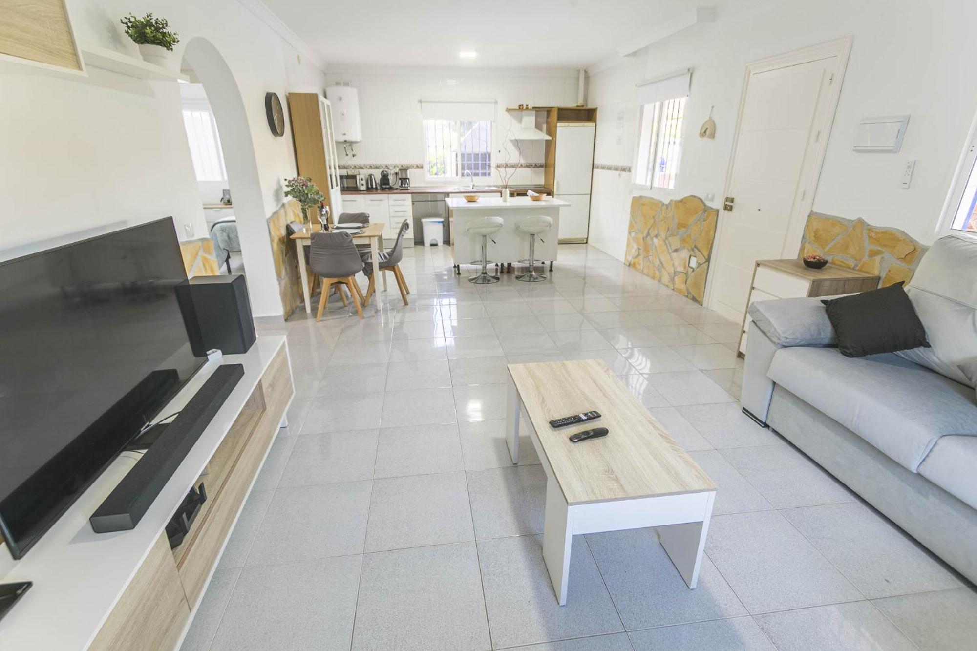 Marimel Con Piscina Privada * Nerja