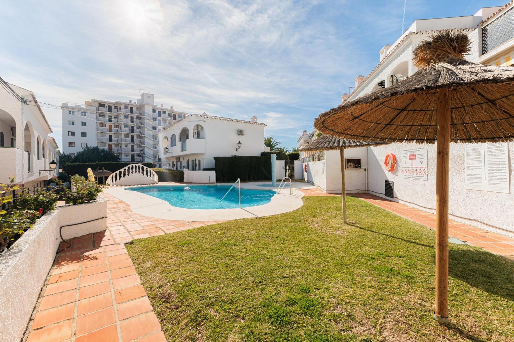 Apartment 1 Bedroom In Verano Azul, Free Wi-fi Nerja