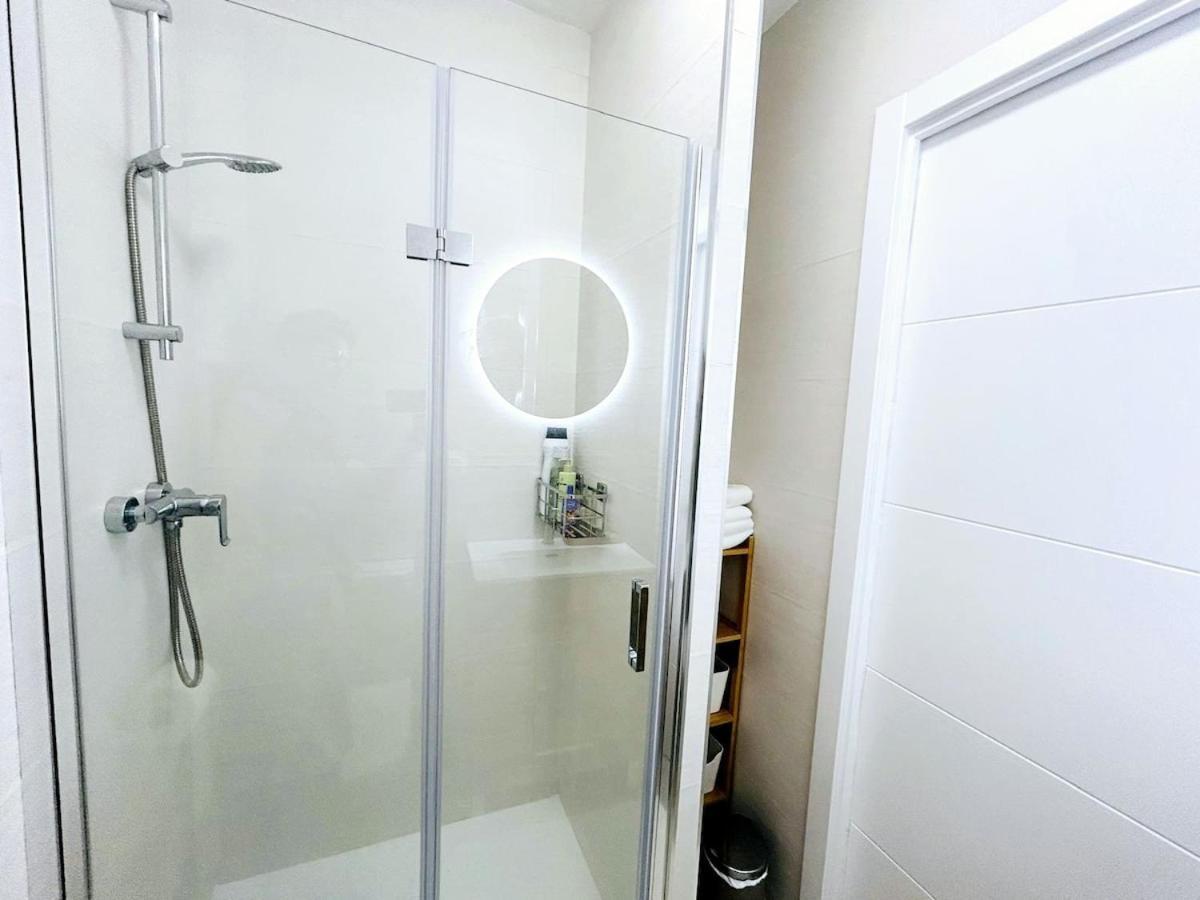 Prachtig Gerenoveerd Met Airconditioning, El Capistrano Village Nerja