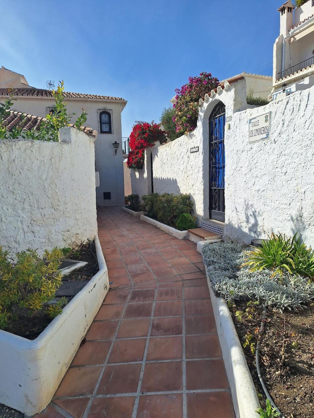 Apartment Prachtig Gerenoveerd Met Airconditioning, El Capistrano Village Nerja