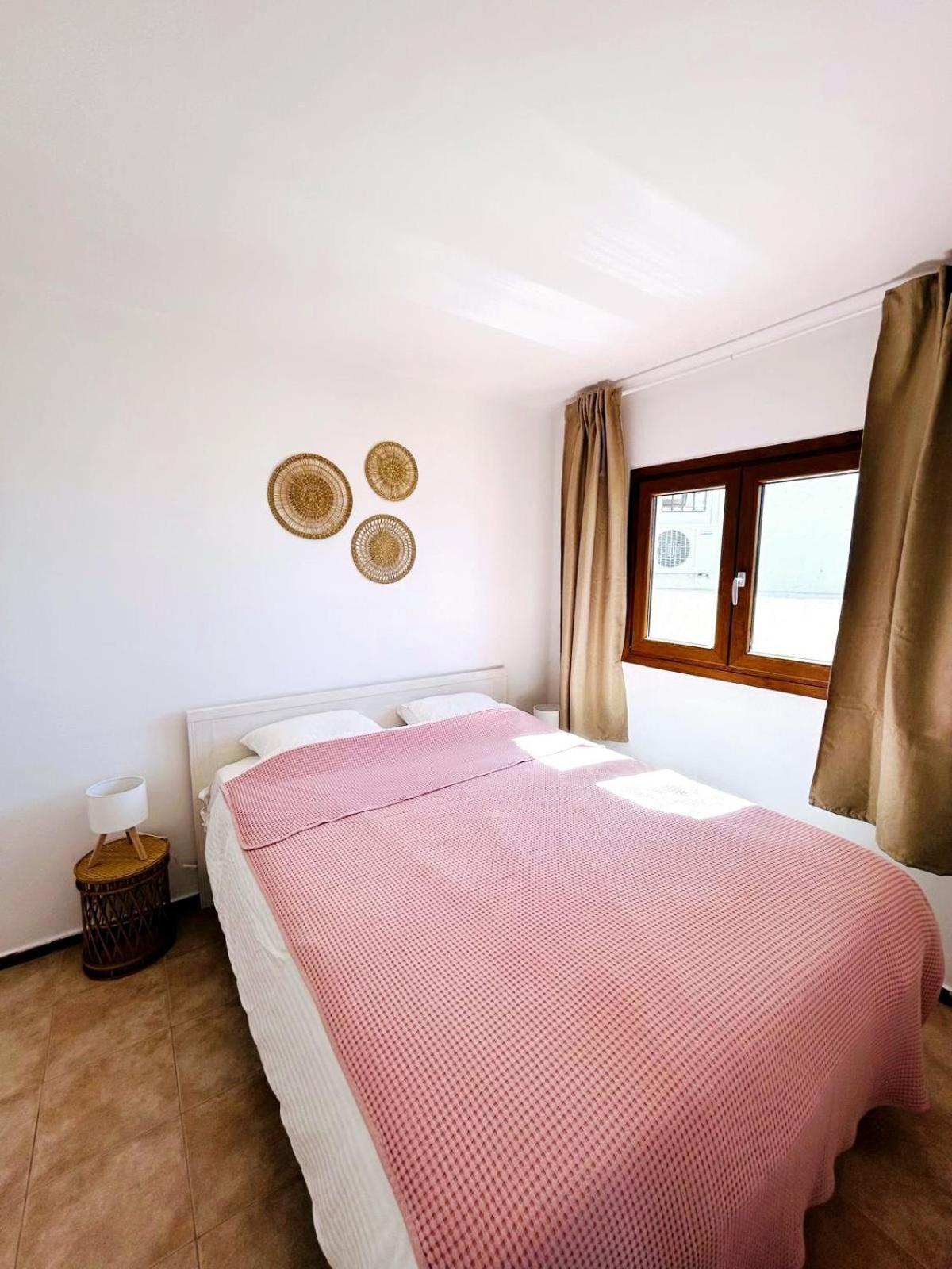 Prachtig Gerenoveerd Met Airconditioning, El Capistrano Village * Nerja