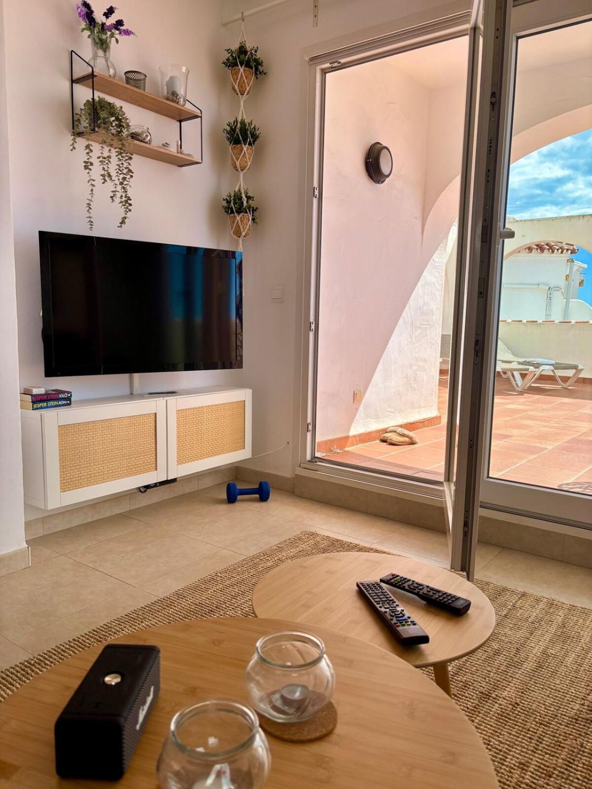 Casa Paz - 2 Bed 1 Bath Terrace Views * Nerja