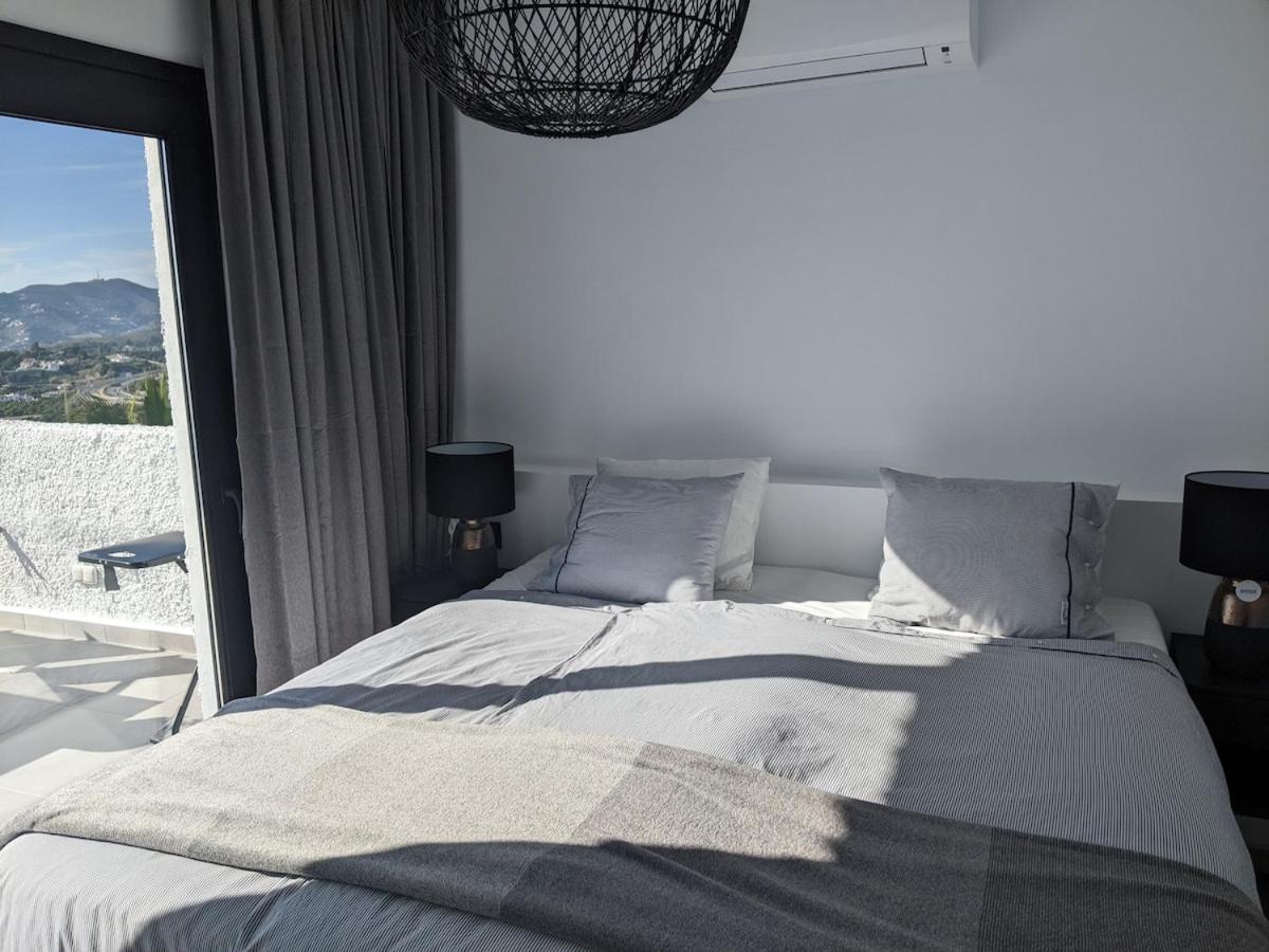 Appartement Completely Renovated Large Apt, Amazing Sea Views Nerja