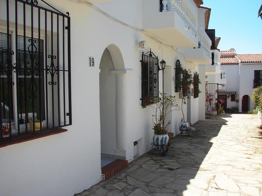 Apartamento Urb. La Hacienda, 16 *