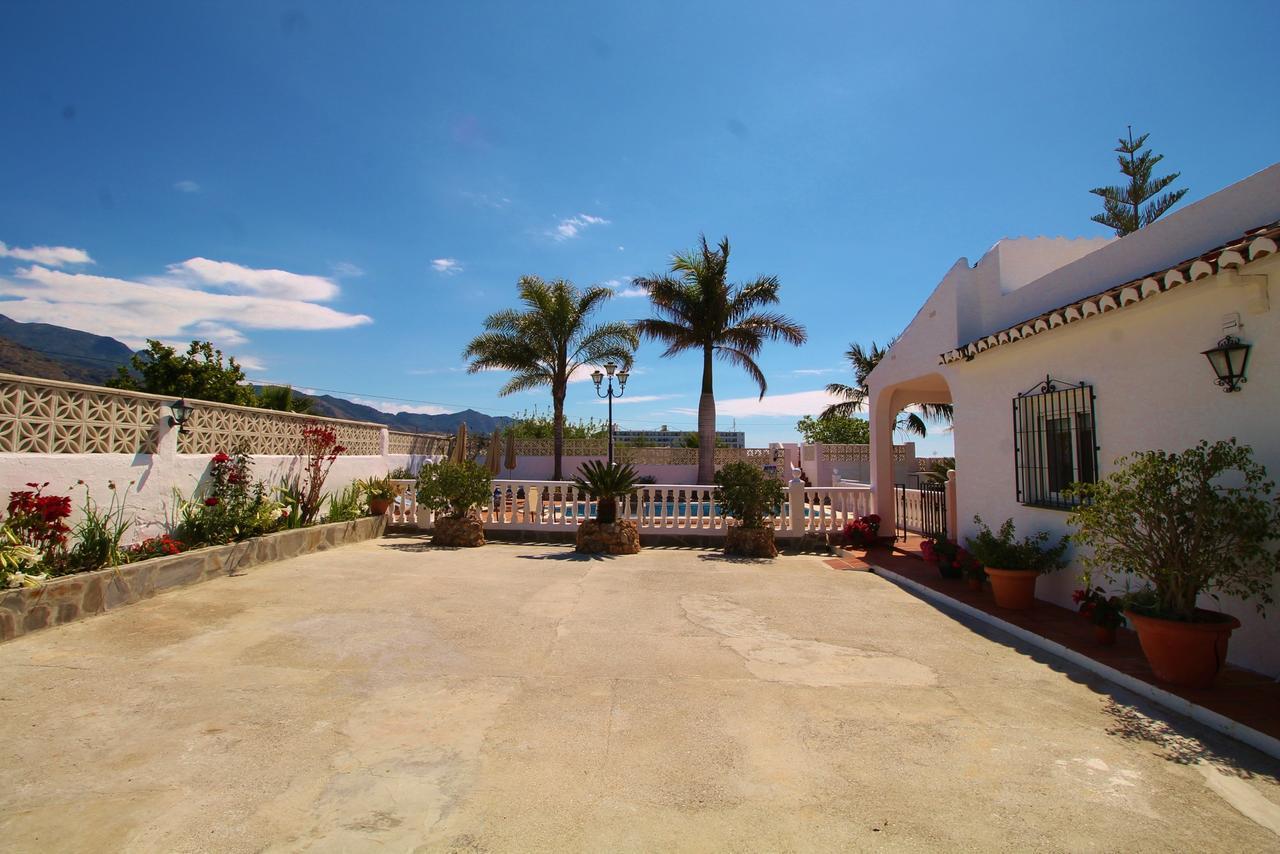 Jeromo Spainsunrentals 1004 Villa Nerja