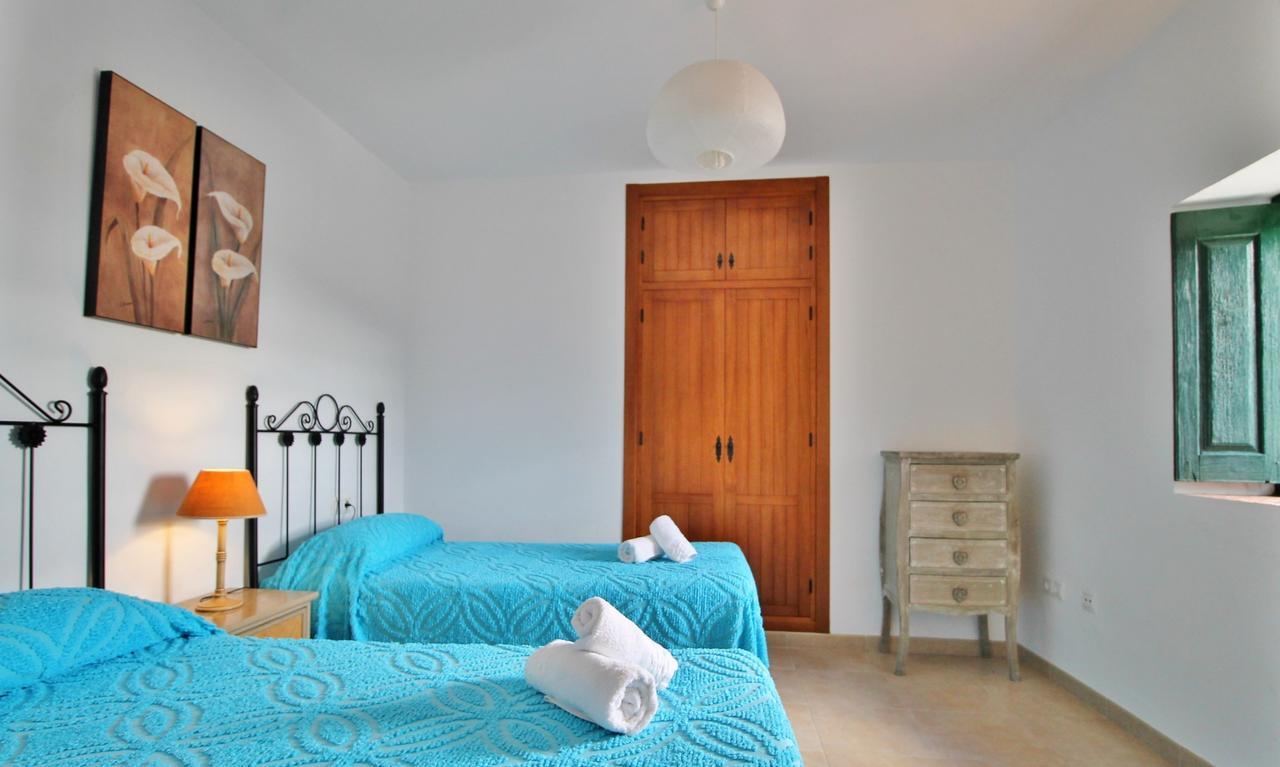 El Crucero With Pool And Jacuzzi Spainsunrentals 1035