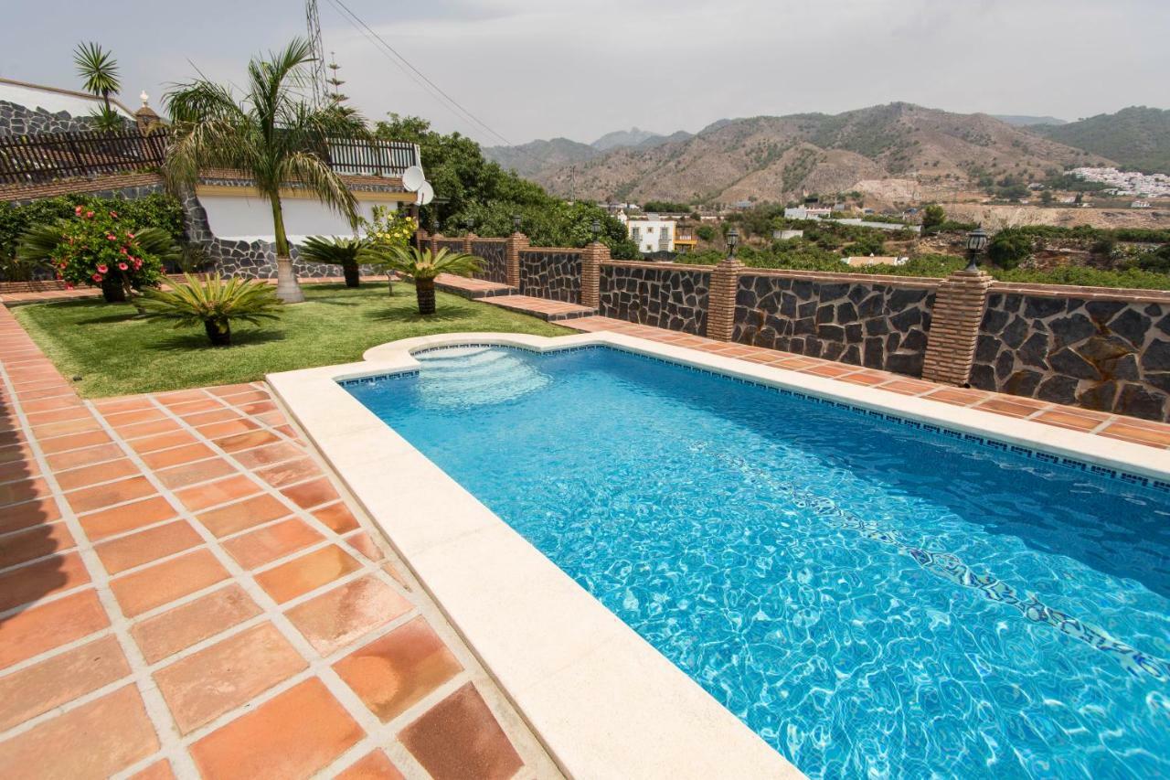 Angelyn Villa Nerja