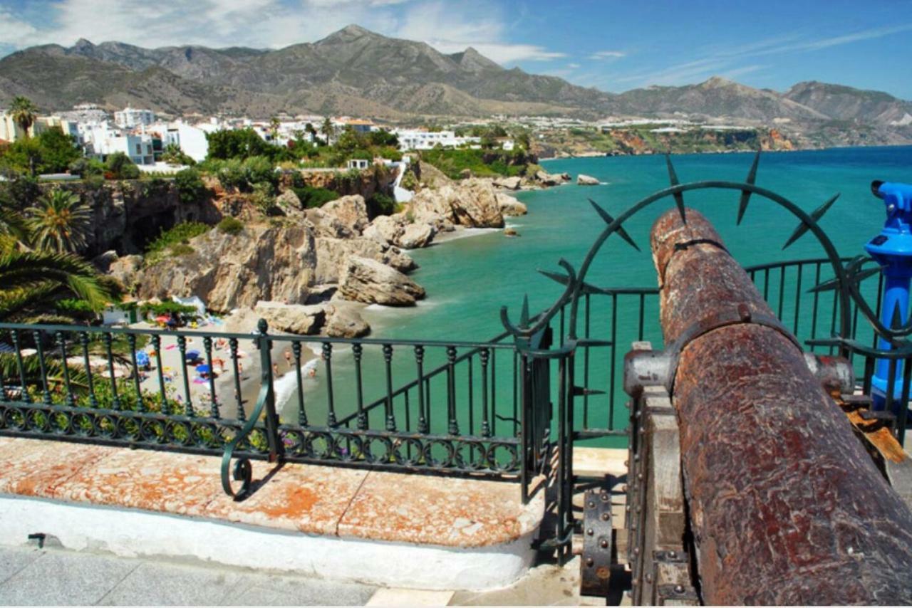 Apartamento Nerja Beach Apartment *