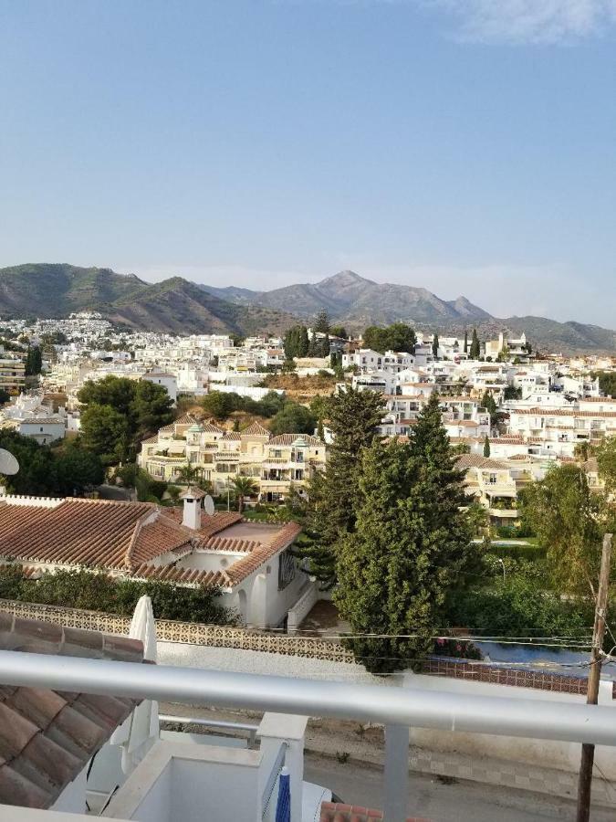 Villa Superior Family Town Centre Close To In Peaceful Residential Zone *