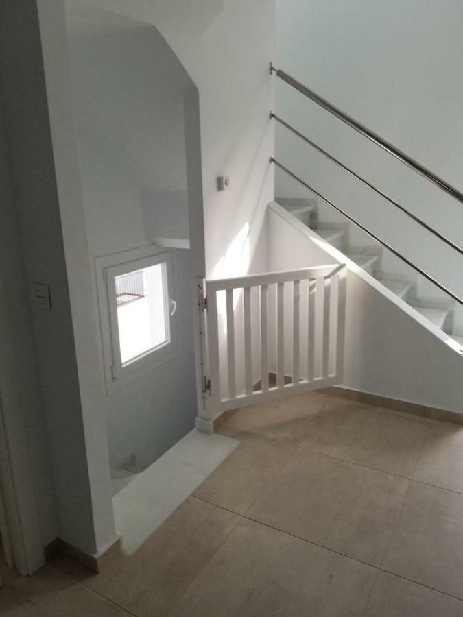 Superior Family Town Centre Close To In Peaceful Residential Zone Villa *