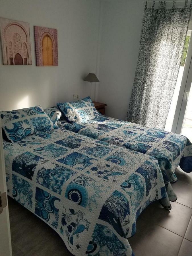 Villa Superior Family Town Centre Close To In Peaceful Residential Zone *
