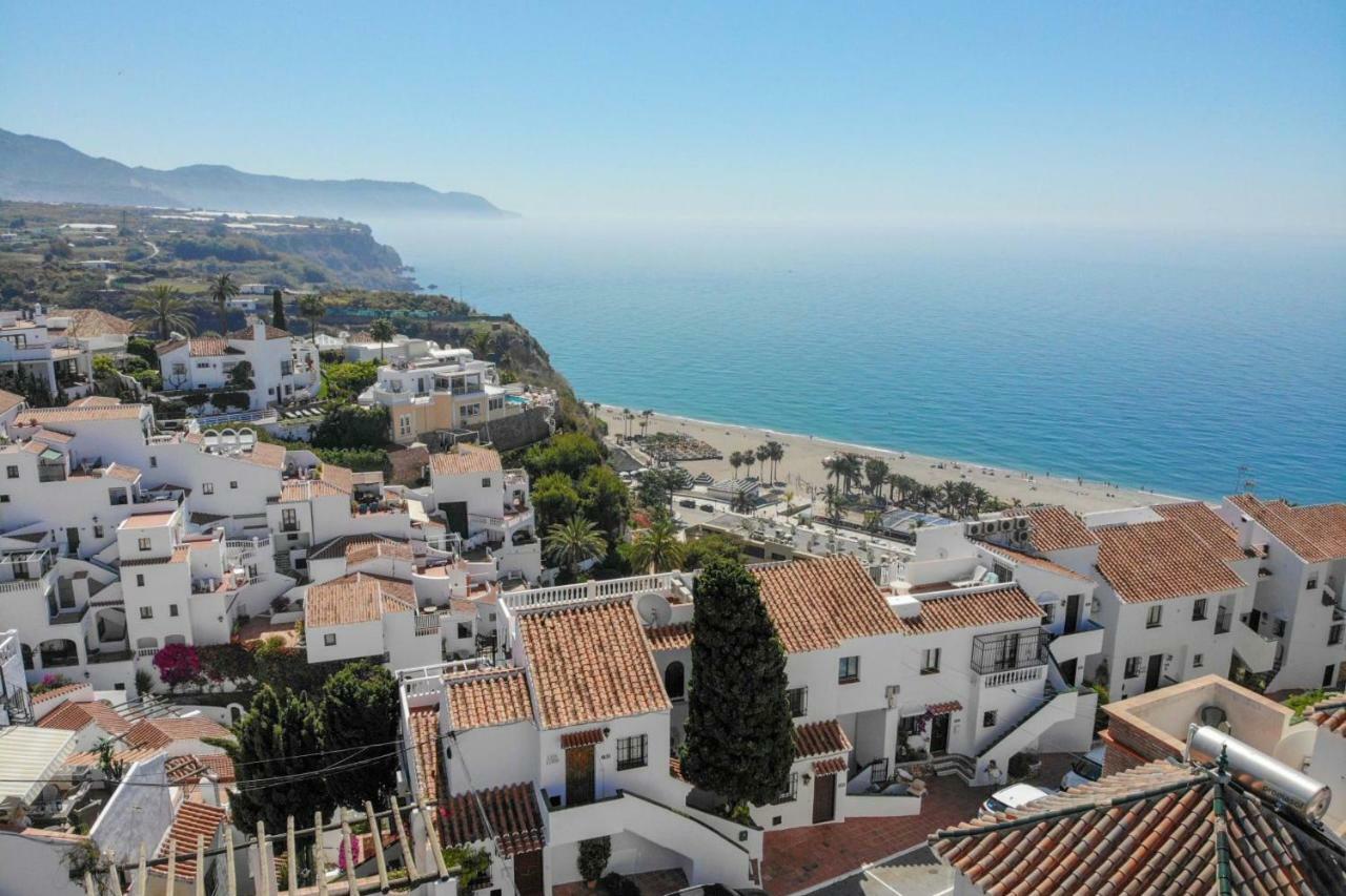 Paradise - Dos Ardillas * Nerja