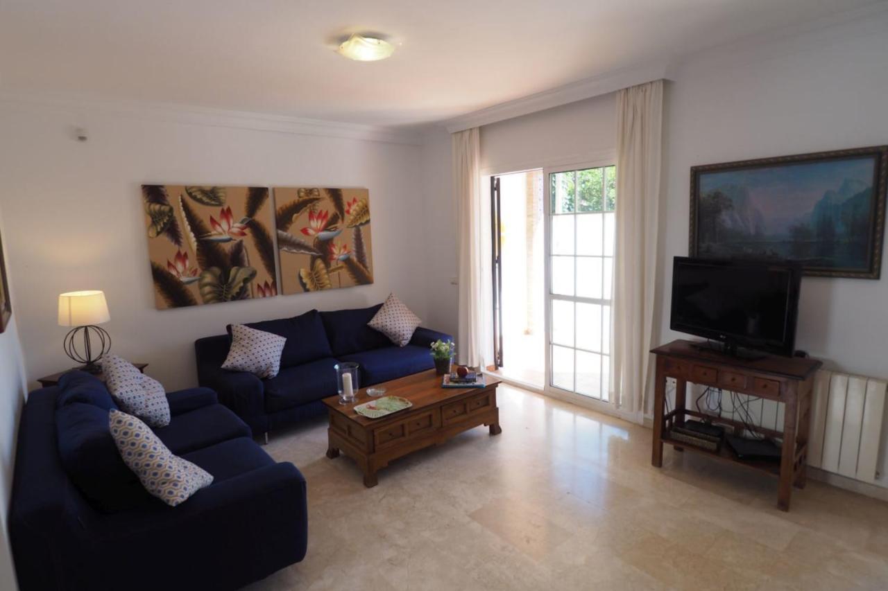 Villa Paradise - Victoria