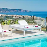 Villa Punta Lara