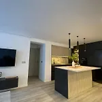 Precioso Apartamento A Estrenar En Centro De Nerja