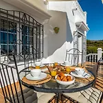 Los Olivos, Nerja