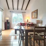 Lovely 2 Bedroom In Oasis De Capistrano, Nerja