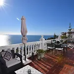 Ladera Panorama 2