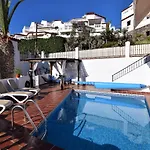 Ladera Panorama 2