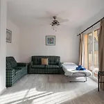 Las Flores 5 - Large Townhouse