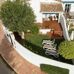 Tetuan 40 - El Oasis De Capistrano
