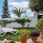 Tetuan 40 - El Oasis De Capistrano