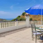 Villa Sanchez Y Rico