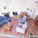 Silhouse Nerja Villas Beach