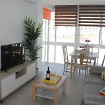 Luminoso Y Reformado Apartamento En Nerja