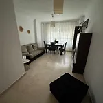 Piso Nerja 3 Dormitorios Y 2 Banos