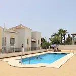 Casa Kasander, Two Bedroom Appartment Near Beach With Pool