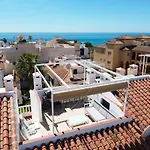 Penthouse With Roof Terrace In Parador, Nerja
