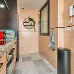 2-Bedroom Apartment With Seaview