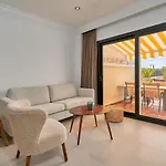 Apartment 1St Line Burriana Nerja