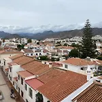 Las Flores Apartment