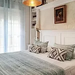 Stunning Apartment In Nerja With Jacuzzi