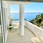 Modern Apartment Stunning Sea Views And Pool