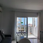 Nerja Gaviota Holidays Piscina Y Playa