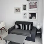 Nerja Gaviota Holidays Piscina Y Playa