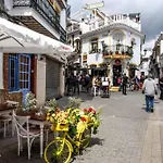 Estudio Jimena Calahonda En El Centro De Nerja